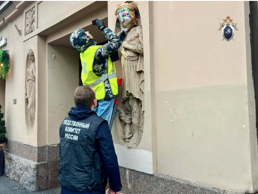 В Петроградском районе Петербурга начали проверку по факту вандализма